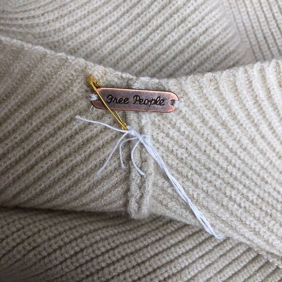 NWT Free People Saffron Open Back Sweater $128 S - Picture 12 of 14